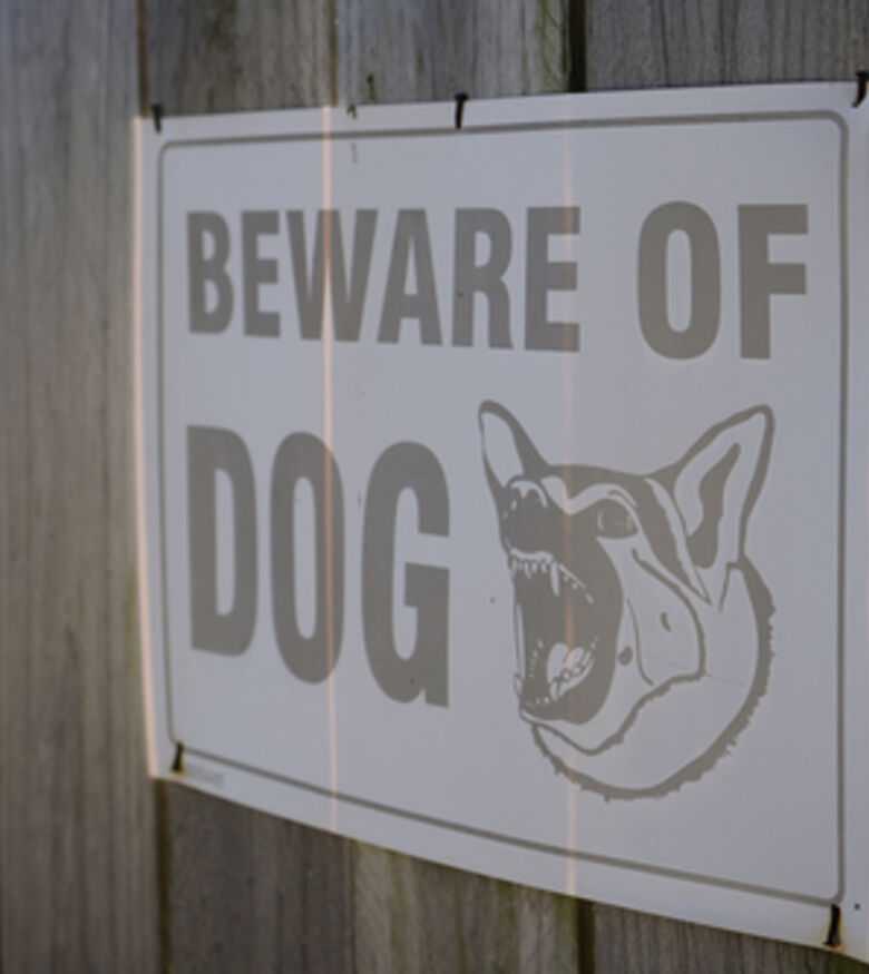 Dog Bite Attorney in St. Louis - Beware of dog sign