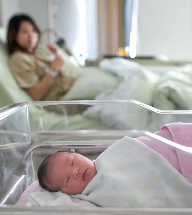 Birth Injury Attorneys in Houston, TX - Newborn Baby in NICU
