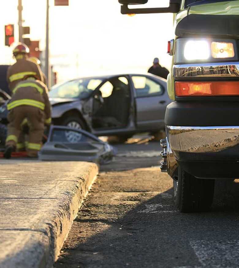 Car Accident Lawyers in Louisville, KY - car accident scene