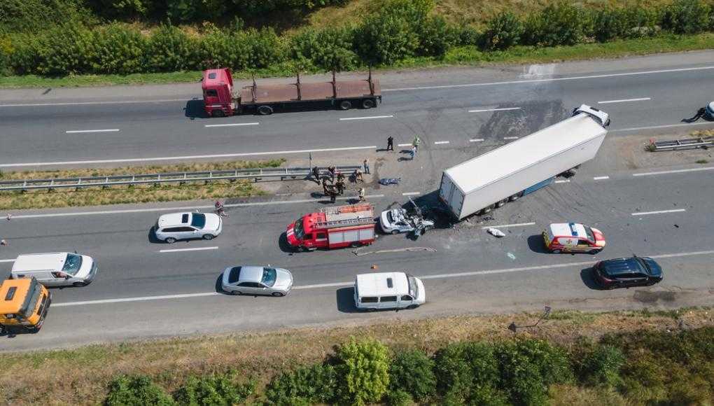 Multi-car accident on a freeway