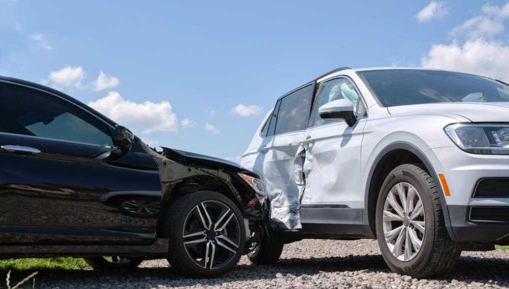 Car crashed into the side of another car