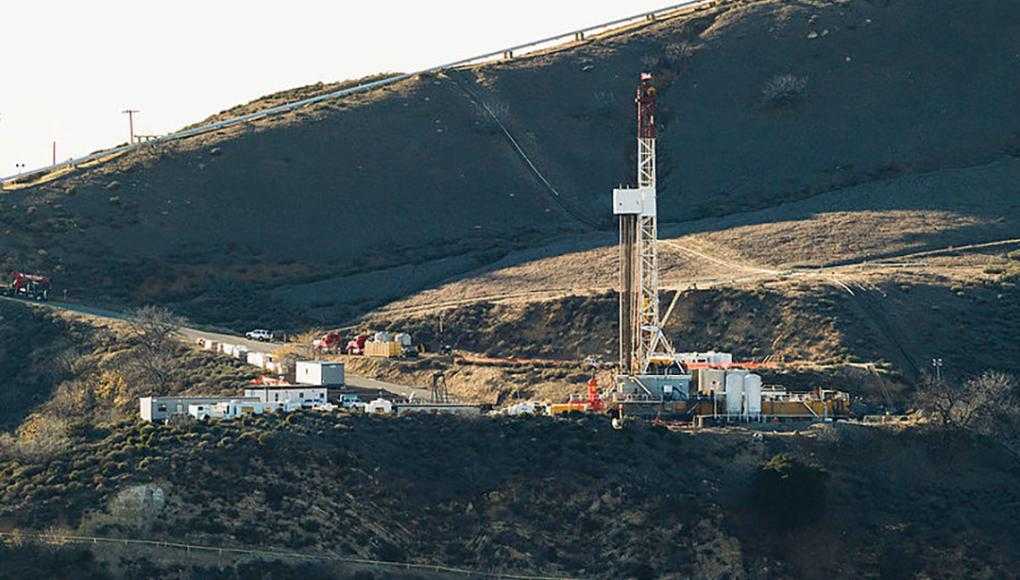 Porter Ranch Gas Leak: Residents Still Feeling the Effects One Year Later - Construction site