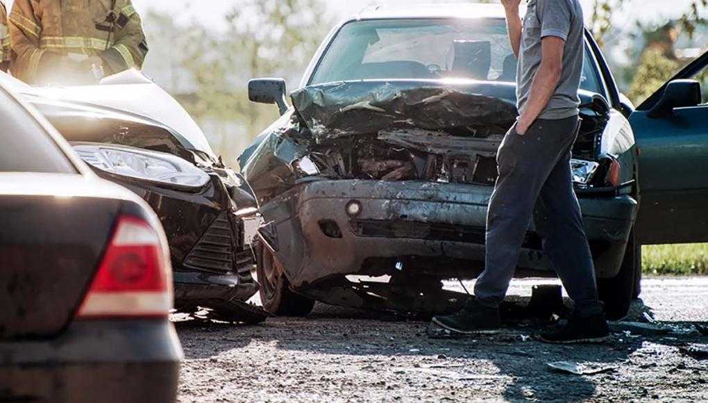 Multiple cars in crash