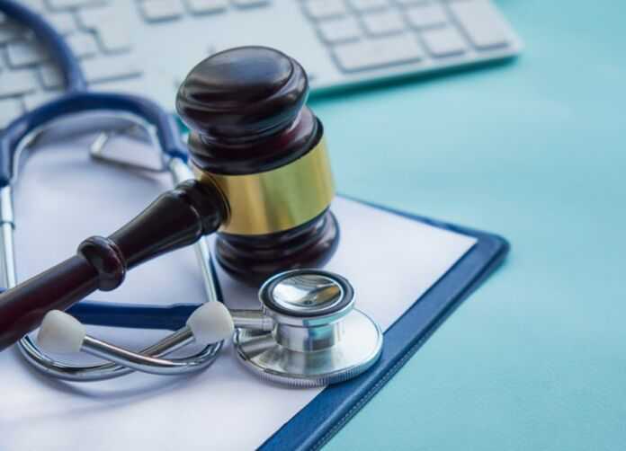 Where Can I Find the Best Malpractice Lawyer in Miami - stethoscope