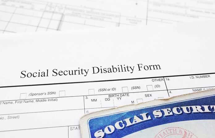 Social Security Disability Lawyers in Paducah, KY - social security form and cards