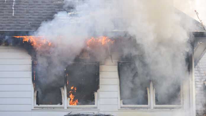 Lakeland Burn Injury Attorneys - fire on building with smoke