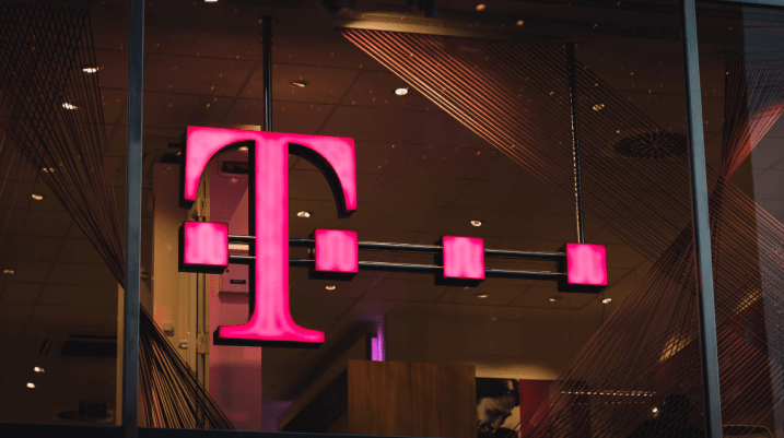 T-mobile logo