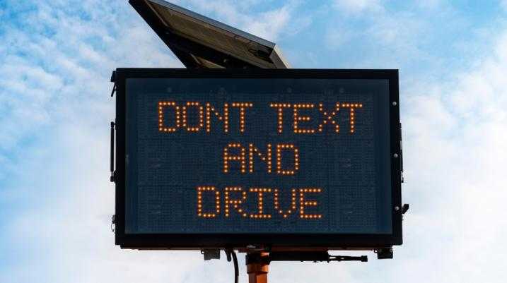 How Many Car Accidents Are Caused by Texting and Driving - don't text and drive sign