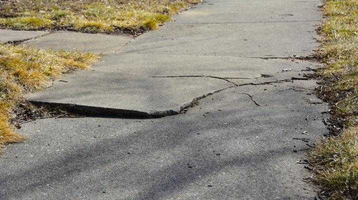 Uneven sidewalk