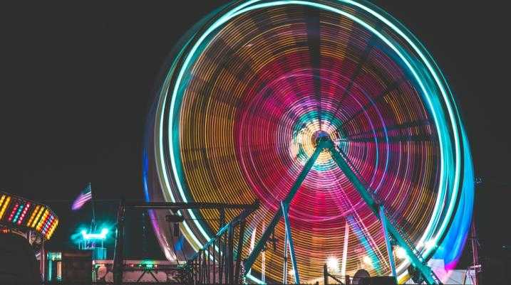 amusement park - ferris wheel