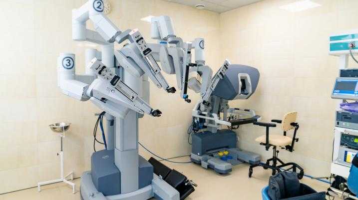 da Vinci surgical robot