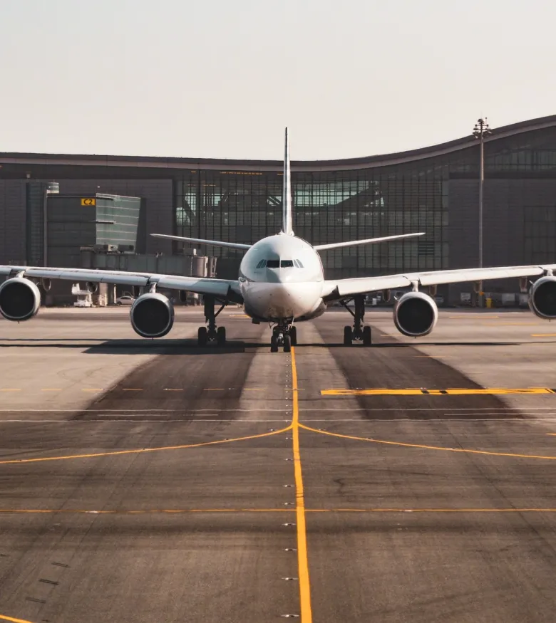 Memphis Aviation Accident Attorney - airplane on airport runway