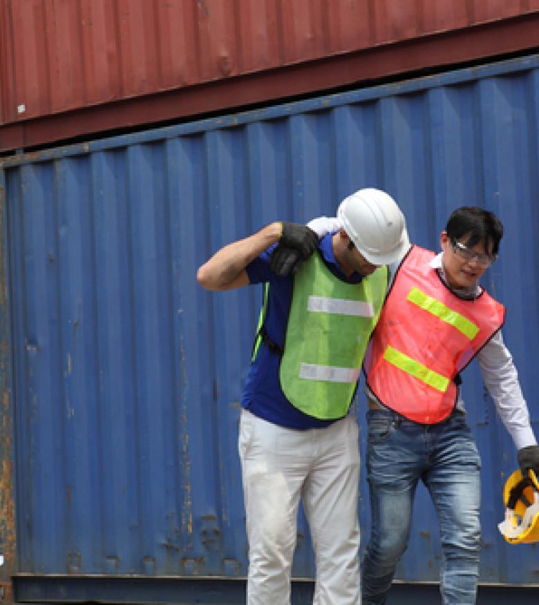 Bronx Construction Accident Lawyers - Injured construction worker