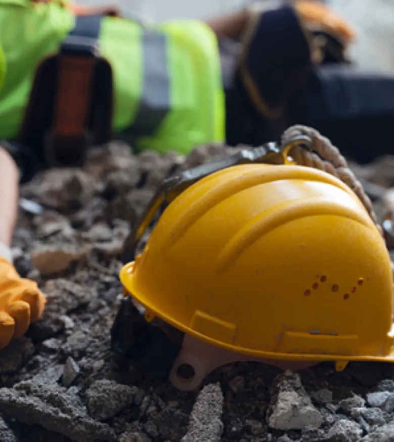 Fallen helmet at construction site, consult a lawyer in Brunswick.