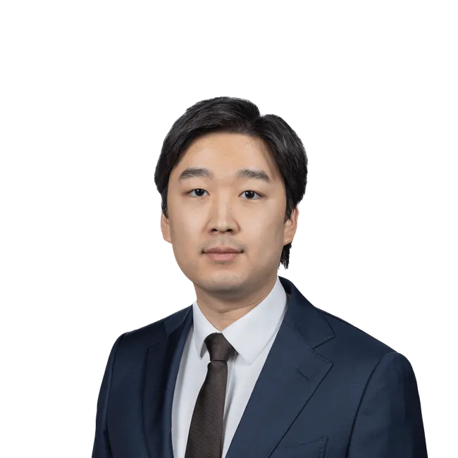 Headshot of Jeremy Kim, a Manhattan-based car accident and auto injury lawyer at Morgan & Morgan